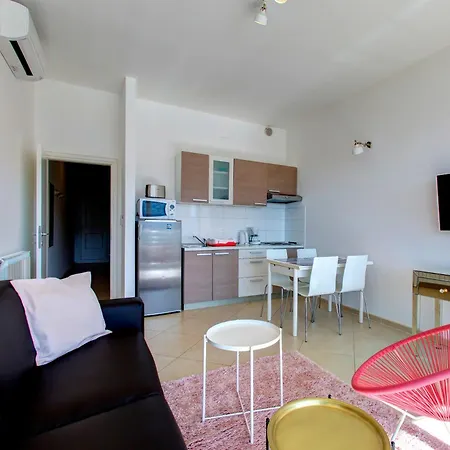 Katarina 1st Floor Apartman