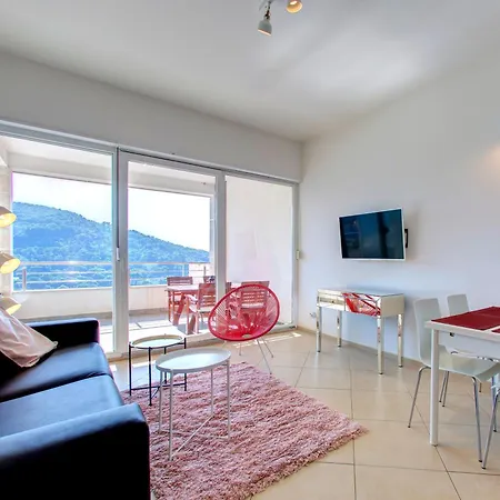 Katarina 1st Floor Apartman *